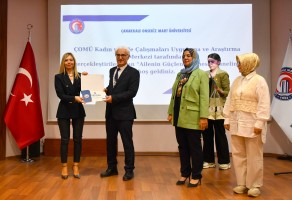 Ailenin Güçlendirilmesi Paneli ÇOMÜ’de Gerçekleştirildi fotoğraf 11