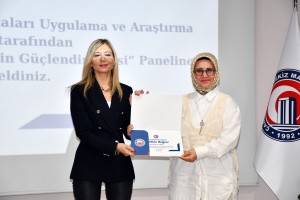 Ailenin Güçlendirilmesi Paneli ÇOMÜ’de Gerçekleştirildi fotoğraf 9