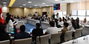 Kazakistan Heyeti &Ccedil;OM&Uuml;&rsquo;deydi fotoğraf 15