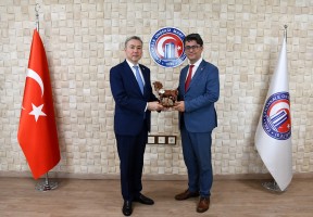 Kazakistan Heyeti &Ccedil;OM&Uuml;&rsquo;deydi fotoğraf 8