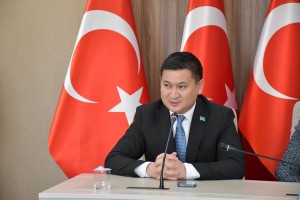 Kazakistan Heyeti &Ccedil;OM&Uuml;&rsquo;deydi fotoğraf 13