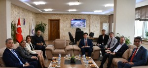 Kazakistan Heyeti &Ccedil;OM&Uuml;&rsquo;deydi fotoğraf 7