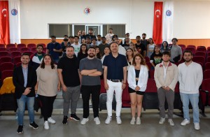 Kurumsal S&ouml;yleşiler Etkinliği Y&ouml;netmen Evrim İnci&rsquo;nin Katılımıyla Ger&ccedil;ekleştirildi fotoğraf 1