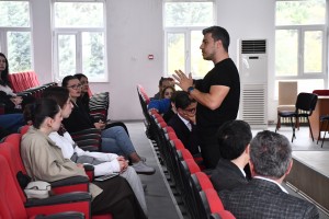 &Ouml;ğrenci Kalite Komisyonu Toplantısı Ger&ccedil;ekleştirildi fotoğraf 3