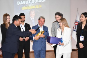 Davut Doğan ile Girişimcilik Söyleşisi Gerçekleştirildi fotoğraf 2