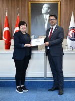 Rektör Erenoğlu’ndan ÇOMÜ’lü Akademisyenlere Teşekkür Belgesi Takdimi Yapıldı fotoğraf 8