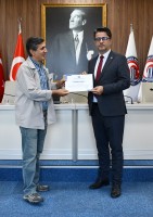 Rektör Erenoğlu’ndan ÇOMÜ’lü Akademisyenlere Teşekkür Belgesi Takdimi Yapıldı fotoğraf 10