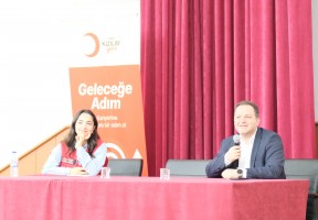 Gen&ccedil; Kızılay &ldquo;Geleceğe Adım&rdquo; Programı fotoğraf 2