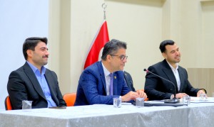 Rekt&ouml;r Erenoğlu, Sosyal Bilimler ve Teknik Bilimler MYO &Ouml;ğrencileriyle Face2Face Etkinliğinde Bir Araya Geldi fotoğraf 2