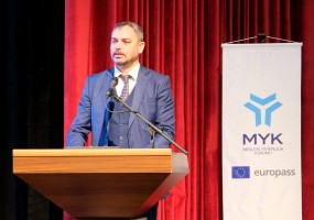 ÇOMÜ’de Ulusal Yeterlilik Sistemi ve Europass Araçları Eğitimi Gerçekleştirildi fotoğraf 2