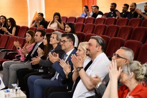 12 Mayıs Hemşireler ve Ebeler G&uuml;n&uuml; Kapsamında, &Ccedil;anakkale Onsekiz Mart &Uuml;niversitesi Hastanesi Tarafından &ldquo;Hemşireler ve Ebeler G&uuml;n&uuml; Paneli&rdquo; D&uuml;zenlendi fotoğraf 8