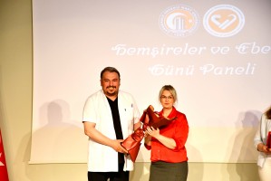 12 Mayıs Hemşireler ve Ebeler G&uuml;n&uuml; Kapsamında, &Ccedil;anakkale Onsekiz Mart &Uuml;niversitesi Hastanesi Tarafından &ldquo;Hemşireler ve Ebeler G&uuml;n&uuml; Paneli&rdquo; D&uuml;zenlendi fotoğraf 10