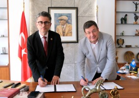 ÇOMÜ ile Çanakkale Belediyesi Arasında “Yapı Envanter Bilgi Sistemi” Protokolü İmzalandı fotoğraf 2