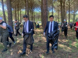 Orman Benim Etkinliği Kapsamında Salihler Baraj Göleti Çevresinde Temizlik Seferberliği fotoğraf 4
