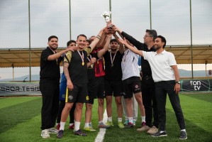 Campus League Futbol Turnuvası’nda Şampiyonluk Coşkusu fotoğraf 1