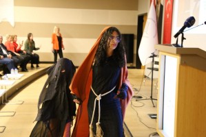 &Ccedil;OM&Uuml;, T&uuml;rk D&uuml;nyasının Ortak K&uuml;lt&uuml;rel Hafızasını Ankara&rsquo;da Sanat ve S&uuml;rd&uuml;r&uuml;lebilirlik Perspektifiyle Ele Aldı fotoğraf 17