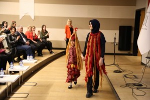 &Ccedil;OM&Uuml;, T&uuml;rk D&uuml;nyasının Ortak K&uuml;lt&uuml;rel Hafızasını Ankara&rsquo;da Sanat ve S&uuml;rd&uuml;r&uuml;lebilirlik Perspektifiyle Ele Aldı fotoğraf 13
