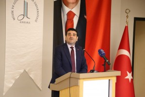 &Ccedil;OM&Uuml;, T&uuml;rk D&uuml;nyasının Ortak K&uuml;lt&uuml;rel Hafızasını Ankara&rsquo;da Sanat ve S&uuml;rd&uuml;r&uuml;lebilirlik Perspektifiyle Ele Aldı fotoğraf 2