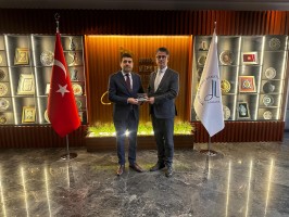 &Ccedil;OM&Uuml; Rekt&ouml;r&uuml; Prof. Dr. R. C&uuml;neyt Erenoğlu&rsquo;ndan Ankara M&uuml;zik ve G&uuml;zel Sanatlar &Uuml;niversitesine Ziyaret fotoğraf 2