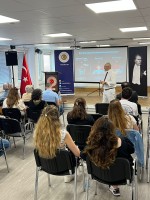 &Ccedil;OM&Uuml; Akademisyeninden Frankfurt&rsquo;ta Uluslararası Temsil fotoğraf 3
