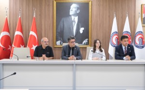 &Ccedil;OM&Uuml;&rsquo;de Gen&ccedil; Havacılara Sertifikaları Takdim Edildi fotoğraf 1