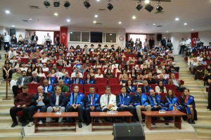 &Ccedil;OM&Uuml; Turizm Fak&uuml;ltesi Mezuniyet T&ouml;reni Ger&ccedil;ekleştirildi fotoğraf 5