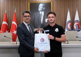 &Ccedil;OM&Uuml; ile Almanya Ettlingen St. Augustinusheim Arasında Uluslararası Gen&ccedil;lik K&ouml;pr&uuml;s&uuml; fotoğraf 10