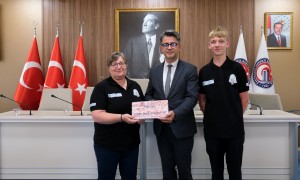 &Ccedil;OM&Uuml; ile Almanya Ettlingen St. Augustinusheim Arasında Uluslararası Gen&ccedil;lik K&ouml;pr&uuml;s&uuml; fotoğraf 17