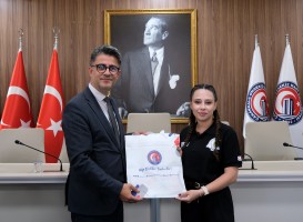 &Ccedil;OM&Uuml; ile Almanya Ettlingen St. Augustinusheim Arasında Uluslararası Gen&ccedil;lik K&ouml;pr&uuml;s&uuml; fotoğraf 12