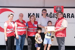 &Ccedil;OM&Uuml;, 13. Geleneksel Kan ve K&ouml;k H&uuml;cre Bağışı Kampanyasına Destek Verdi fotoğraf 5