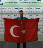 ÇOMÜ Öğrencisi Sefa Emre Okçu Wushu Branşında Dünya İkincisi Oldu fotoğraf 2