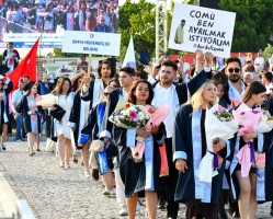 &Ccedil;OM&Uuml; Mezuniyet T&ouml;reni Coşkuyla Ger&ccedil;ekleştirildi fotoğraf 35