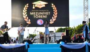 &Ccedil;OM&Uuml; Mezuniyet T&ouml;reni Coşkuyla Ger&ccedil;ekleştirildi fotoğraf 40