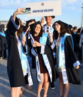 &Ccedil;OM&Uuml; Mezuniyet T&ouml;reni Coşkuyla Ger&ccedil;ekleştirildi fotoğraf 34