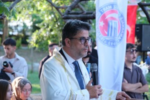 Yenice Meslek Y&uuml;ksek Okulu Mezunlarını Coşkuyla Uğurladı fotoğraf 4