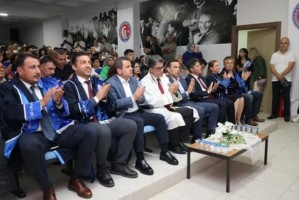 Gelibolu Piri Reis Meslek Yüksekokulunda Mezuniyet Coşkusu fotoğraf 9