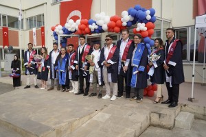 Lapseki MYO’da Mezuniyet Coşkusu fotoğraf 23