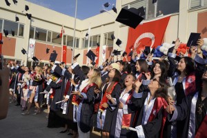 Lapseki MYO’da Mezuniyet Coşkusu fotoğraf 25