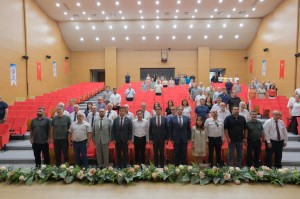 &Ccedil;OM&Uuml;&rsquo;de 15 Temmuz Demokrasi ve Milli Birlik G&uuml;n&uuml; Kapsamında Belgesel G&ouml;sterimi ve Panel D&uuml;zenlendi fotoğraf 5