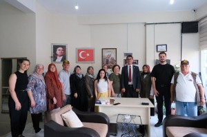 Rekt&ouml;r Erenoğlu&rsquo;ndan 15 Temmuz&rsquo;da Şehit Aileleri ve Gazilere Anlamlı Ziyaret fotoğraf 7