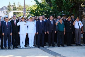 &Ccedil;anakkale Onsekiz Mart &Uuml;niversitesi, 15 Temmuz Şehitlerini Dualarla Andı fotoğraf 3