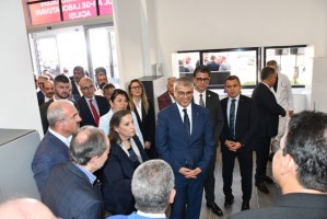 ÇOMÜ Rektör Prof. Dr. Ramazan Cüneyt Erenoğlu, Kale Grubu’nun 69. Kuruluş Yıl Dönümü Programına Katıldı fotoğraf 20
