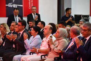 ÇOMÜ Rektör Prof. Dr. Ramazan Cüneyt Erenoğlu, Kale Grubu’nun 69. Kuruluş Yıl Dönümü Programına Katıldı fotoğraf 4