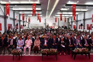 ÇOMÜ Rektör Prof. Dr. Ramazan Cüneyt Erenoğlu, Kale Grubu’nun 69. Kuruluş Yıl Dönümü Programına Katıldı fotoğraf 3