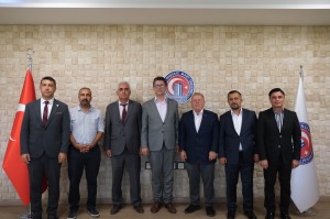 &Ccedil;OM&Uuml; ile Sendikalar Arasında Kreş Hizmetlerine Y&ouml;nelik İş Birliği Protokol&uuml; İmzalandı fotoğraf 16