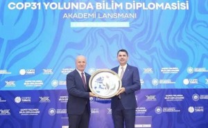ÇOMÜ, COP31 Yolunda Bilim Diplomasisi: Akademi Lansmanı Programına Katıldı fotoğraf 1
