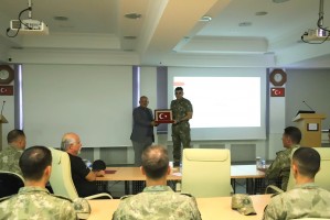 AÇASAM Müdürü Dr. İsmail Sabah’tan Harbiyelilere Konferans fotoğraf 1