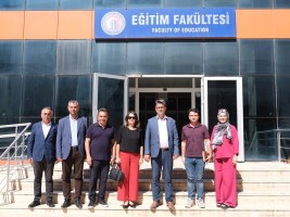 Rektör Erenoğlu’ndan İletişim Fakültesinin Yeni Mekânına Ziyaret fotoğraf 9