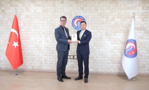 &Ccedil;in Halk Cumhuriyeti İstanbul Başkonsolosluğu Heyetinden Rekt&ouml;r Erenoğlu&rsquo;na Ziyaret fotoğraf 11