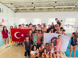 ÇOMÜ’de Zafer Coşkusu Su Altına Taşındı: 